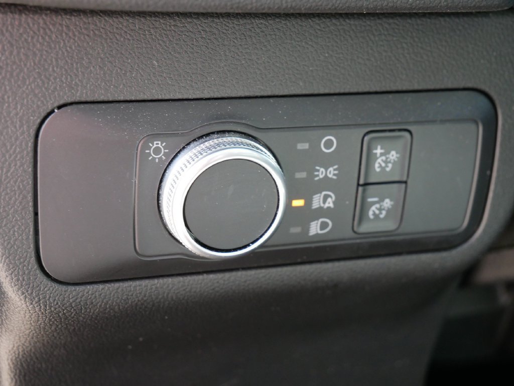 Certified 2021 Ford Escape SE AWD/4WD image 18