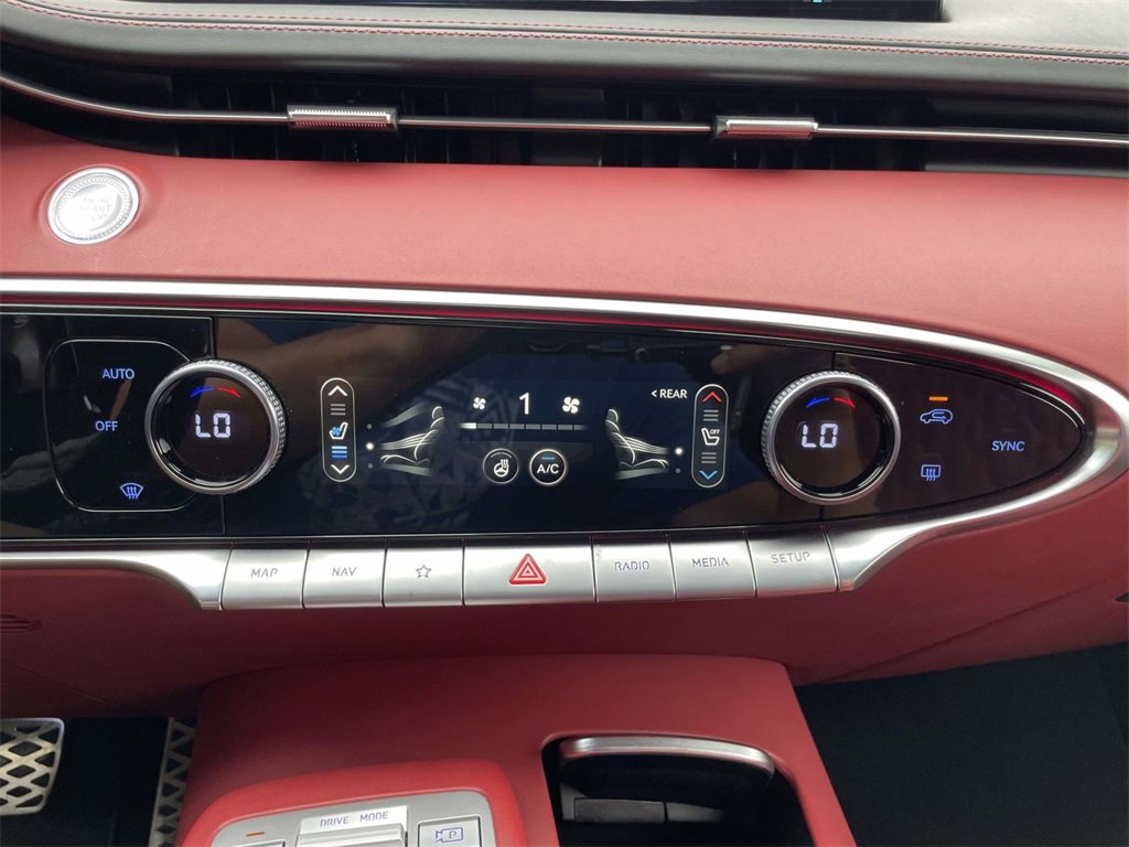 Certified 2024 Genesis GV70 3.5T Sport w/ Sport Advanced Package image 30