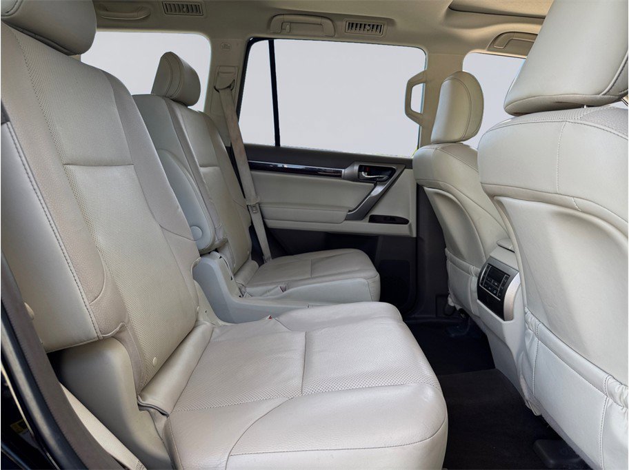 Used 2018 Lexus GX 460 Premium AWD/4WD image 29