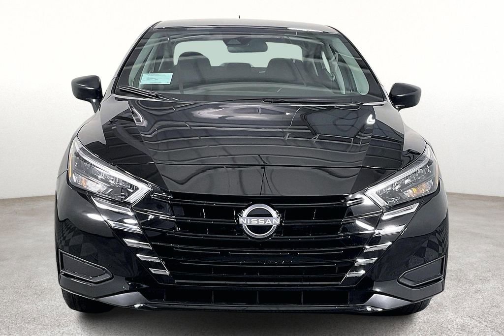 New 2025 Nissan Versa S w/ Trunk Package FWD image 3