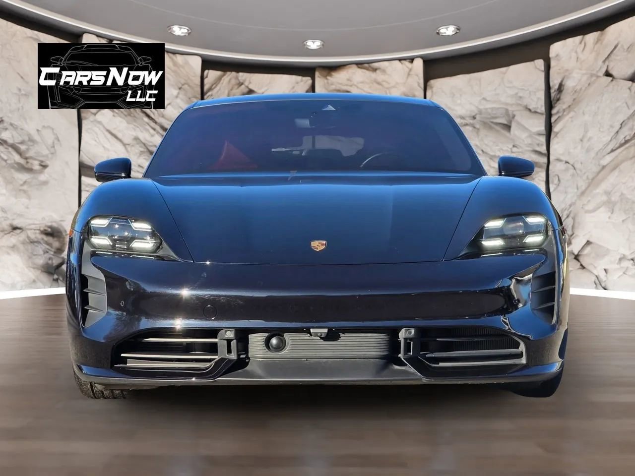 Used 2020 Porsche Taycan image 2