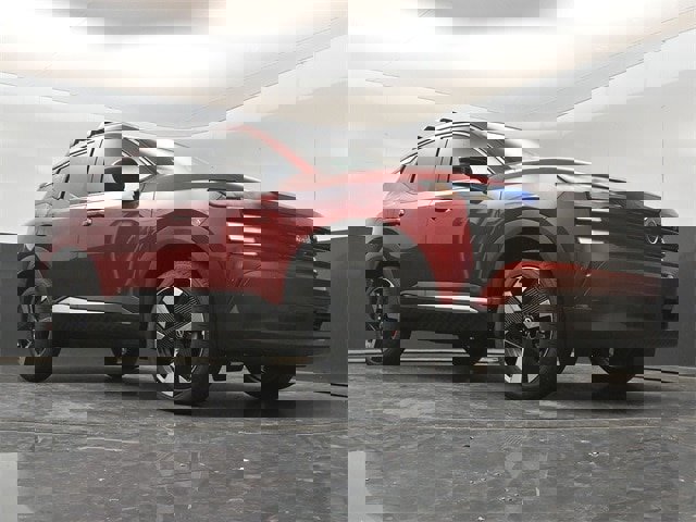 New 2026 Nissan Kicks SR image 13