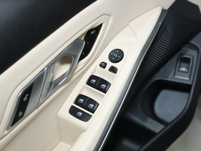 Used 2022 BMW 330i xDrive Sedan w/ Premium Package 2 image 32