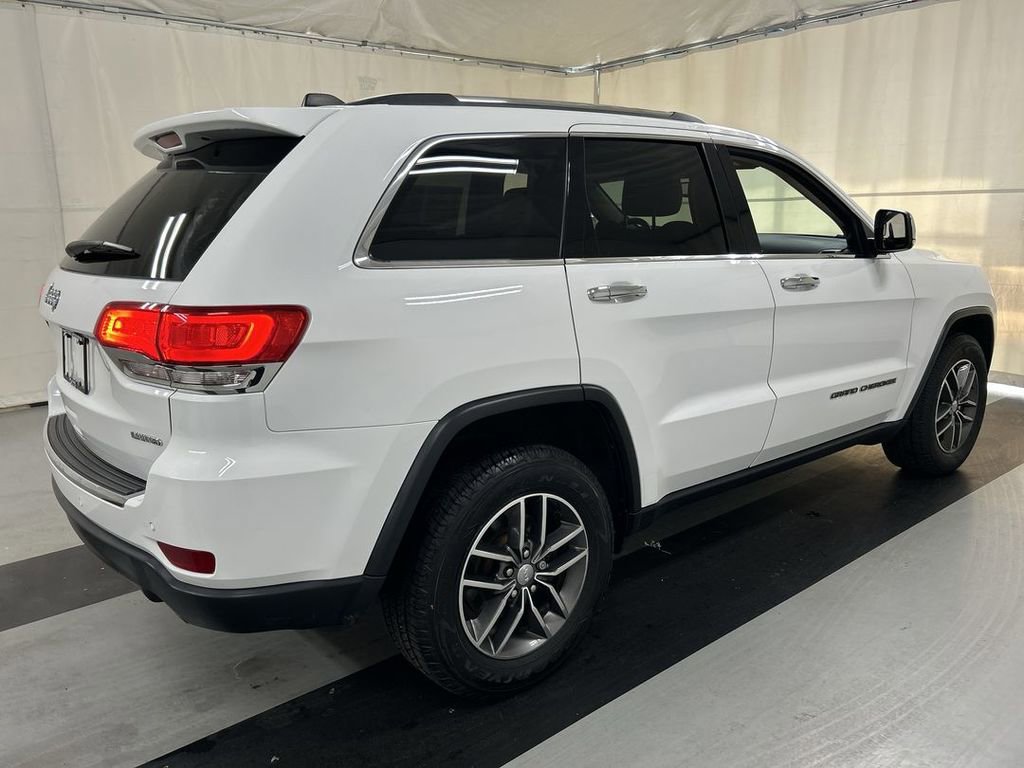 Used 2018 Jeep Grand Cherokee Limited AWD/4WD image 2