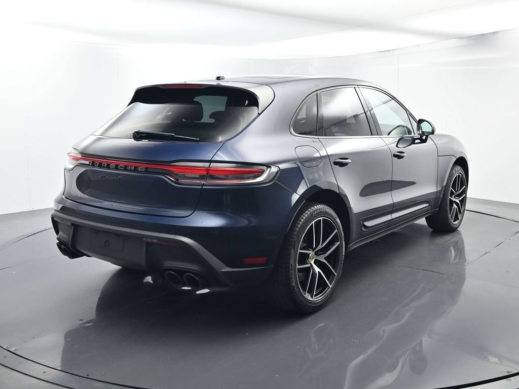 Certified 2023 Porsche Macan Turbo AWD/4WD image 14