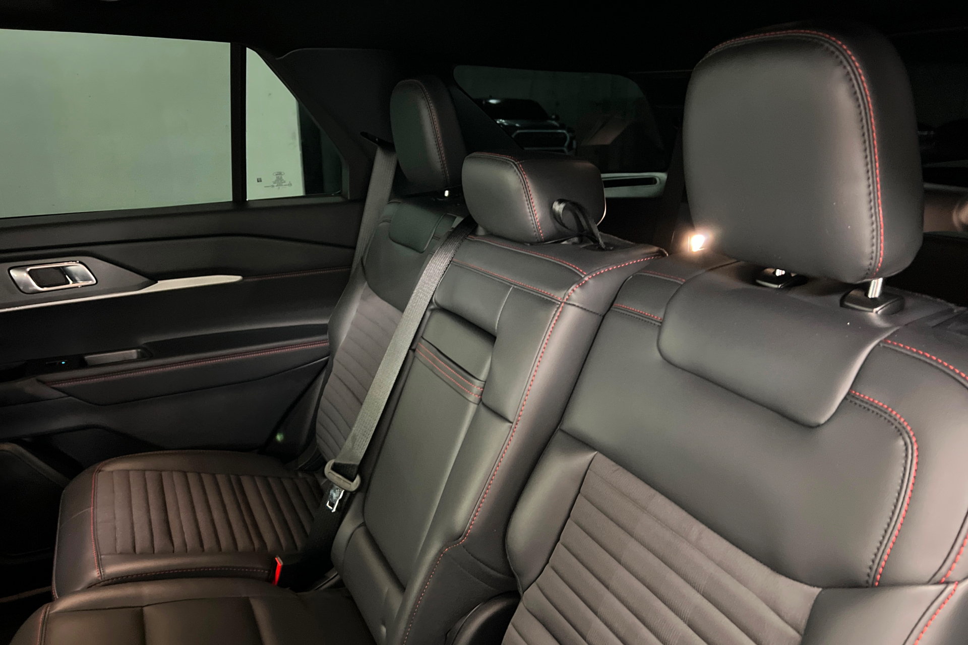 Used 2026 Ford Explorer ST-Line w/ ST-Line Street Pack AWD/4WD image 20