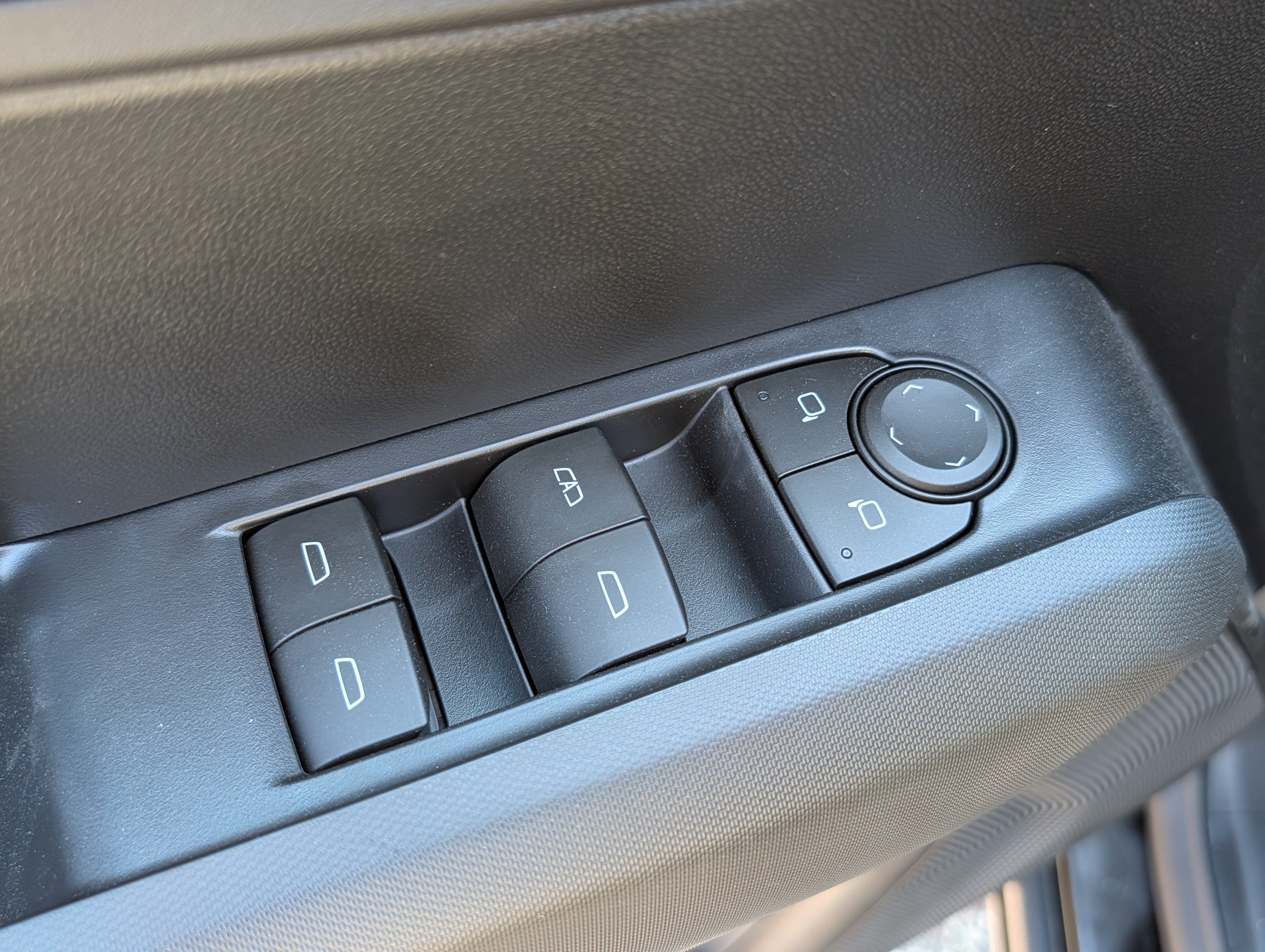 New 2026 Chevrolet Colorado Trail Boss AWD/4WD image 13