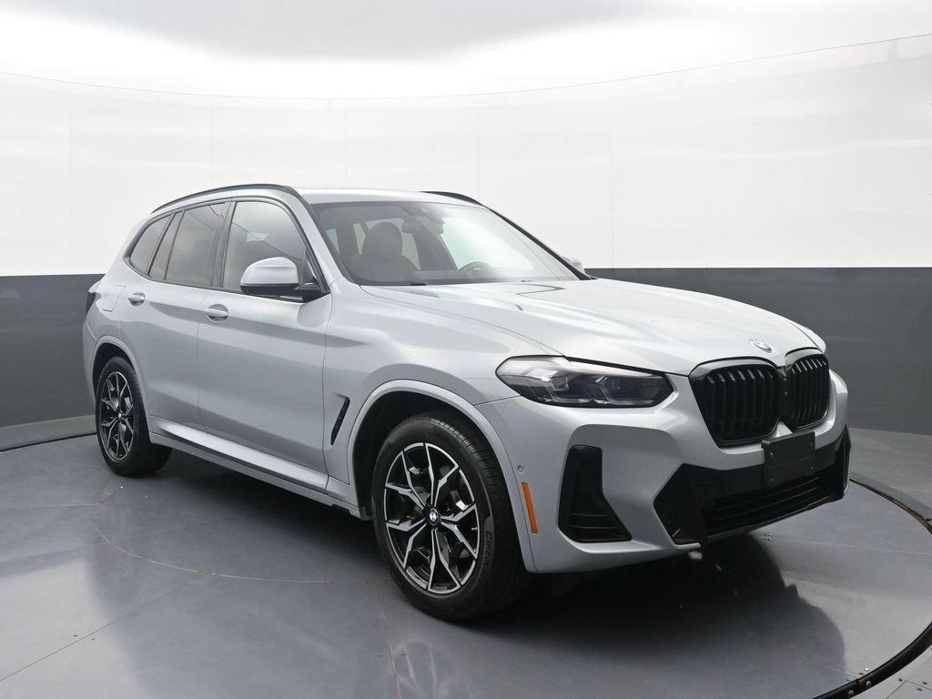 Used 2023 BMW X3 xDrive30i w/ M Sport Package AWD/4WD image 3