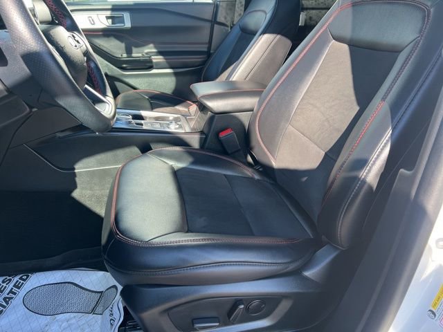 Used 2023 Ford Explorer ST-Line w/ Class IV Trailer Tow Package AWD/4WD image 23