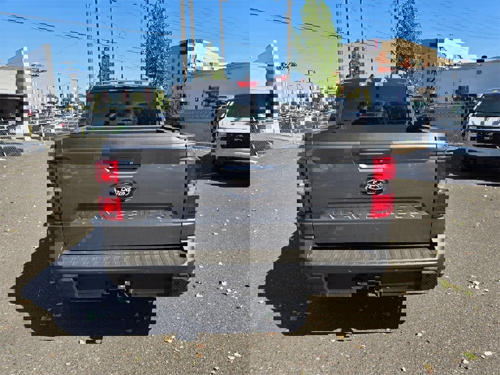 New 2025 Ford Maverick XLT w/ XLT Luxury Package image 6