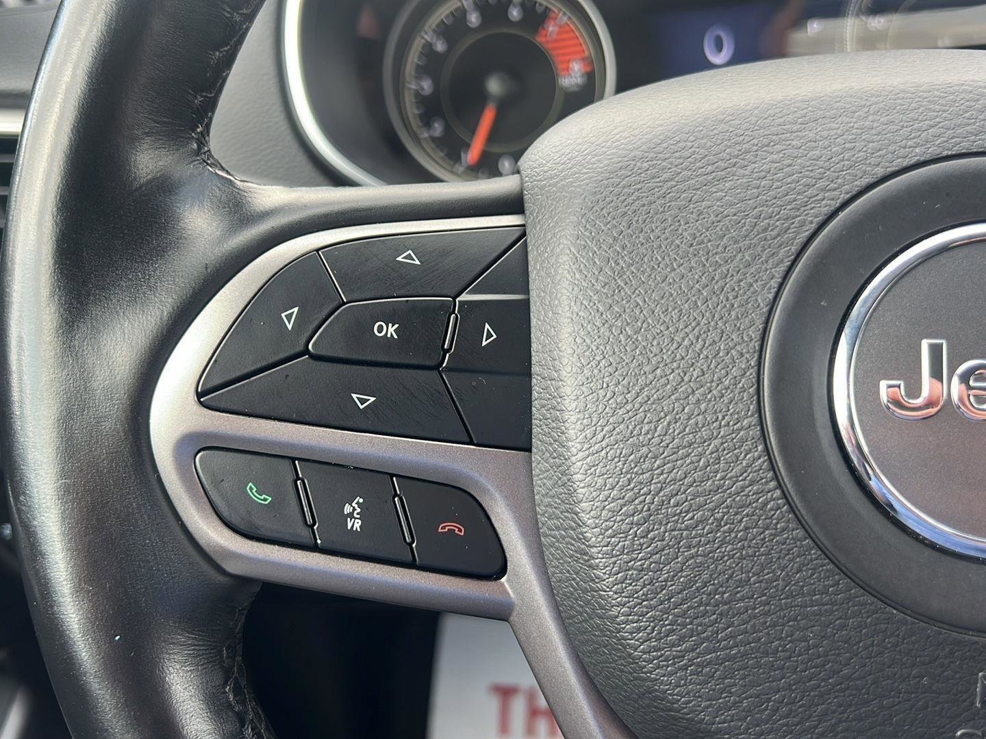 Used 2021 Jeep Cherokee Latitude Lux w/ Comfort/Convenience Group image 22