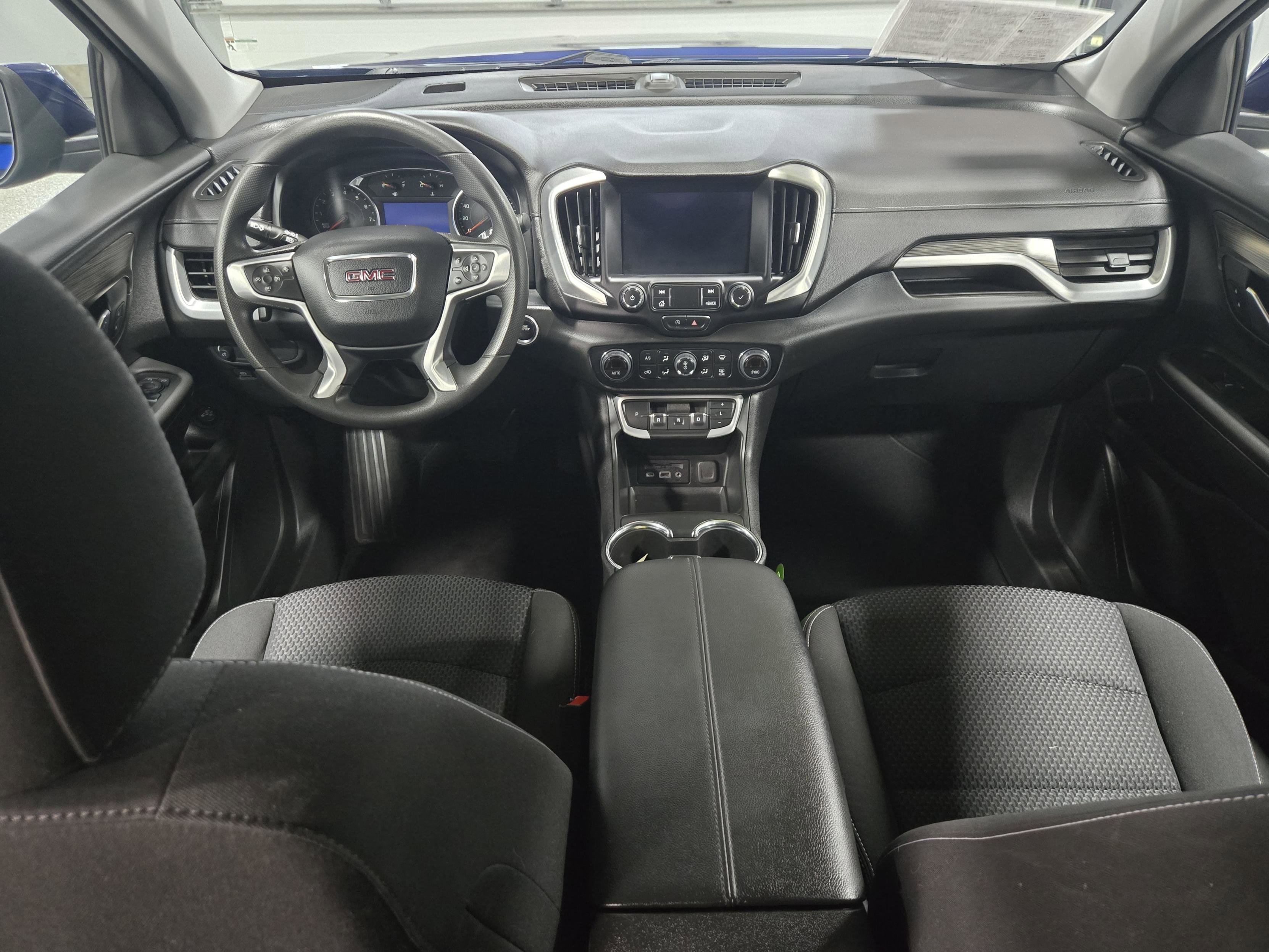 Certified 2022 GMC Terrain SLE w/ Driver Convenience Package image 10