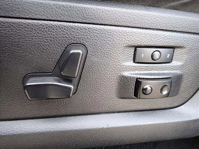 Used 2015 RAM 3500 Laramie image 12