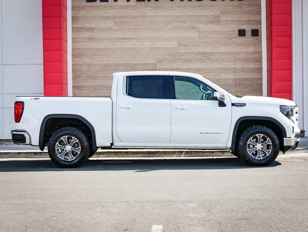 Used 2024 GMC Sierra 1500 SLE w/ X31 Off-Road Package AWD/4WD image 2