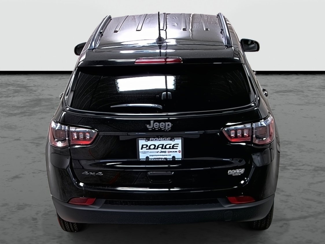 New 2026 Jeep Compass Latitude w/ Quick Order Package 29K image 3