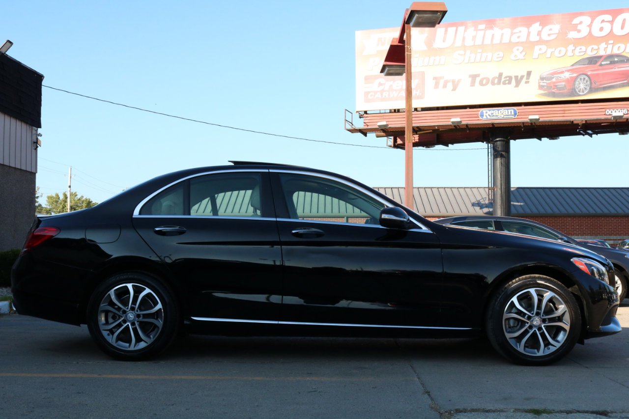 Used 2015 Mercedes-Benz C 300 4MATIC Sedan image 5