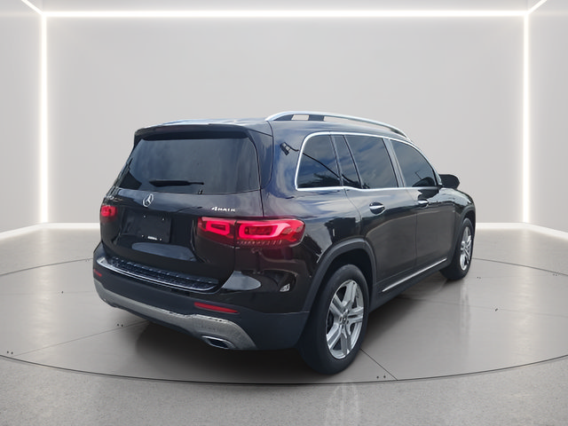 Used 2023 Mercedes-Benz GLB 250 4MATIC image 5