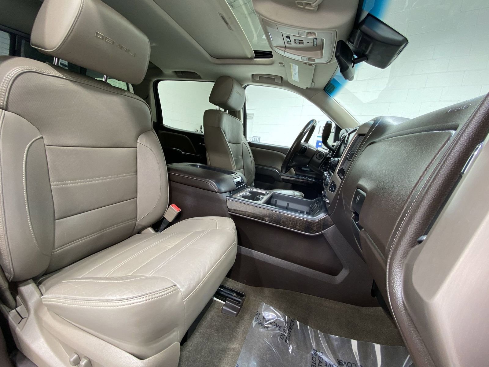 Used 2015 GMC Sierra 1500 Denali w/ Driver Alert Package image 25