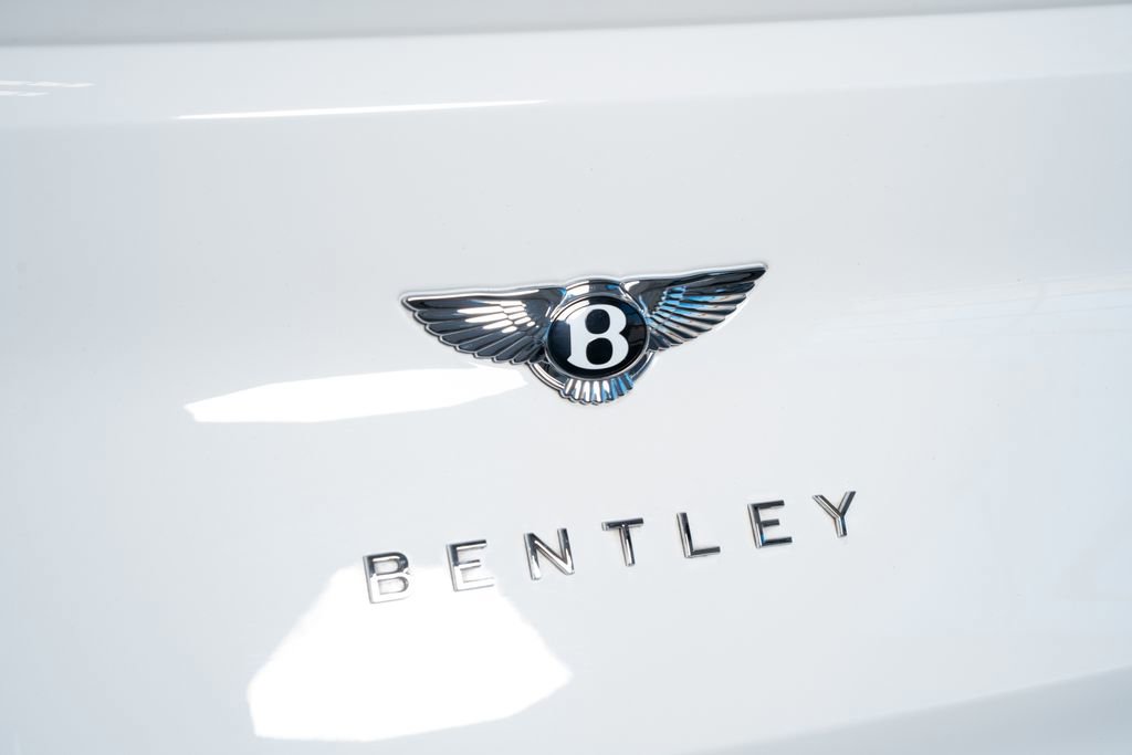 Used 2021 Bentley Bentayga image 26