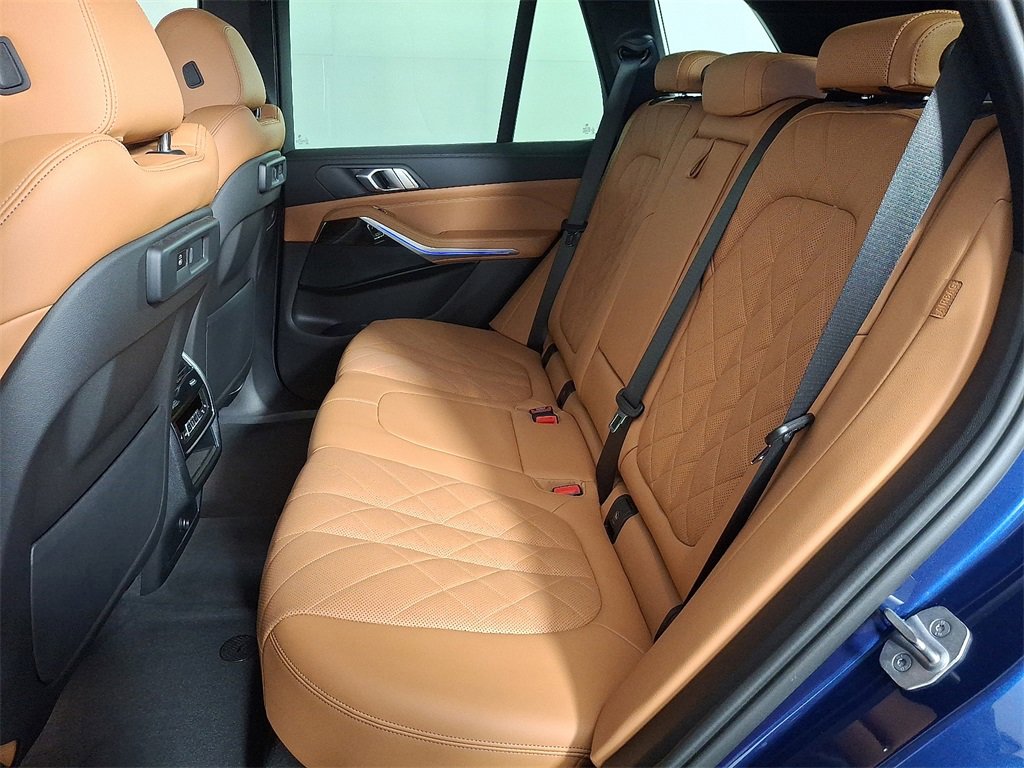 Certified 2023 BMW X5 xDrive40i w/ M Sport Package image 15