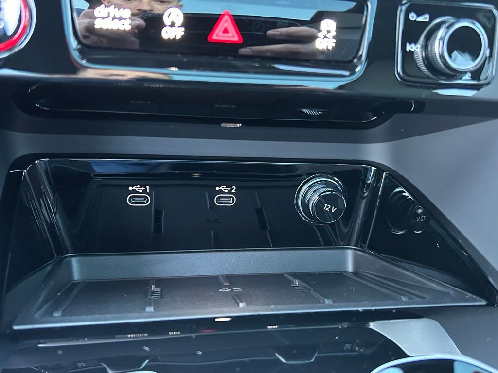 New 2025 Audi SQ5 Premium Plus image 31