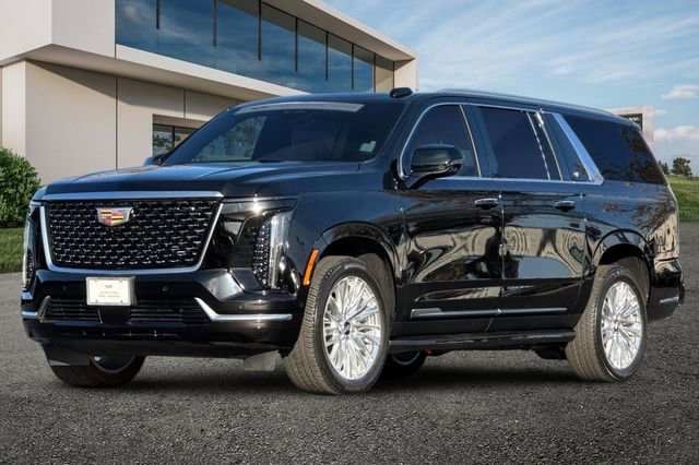 Certified 2025 Cadillac Escalade ESV Premium Luxury image 8