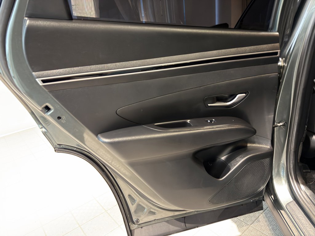 Used 2022 Hyundai Tucson SEL w/ Cargo Package image 21
