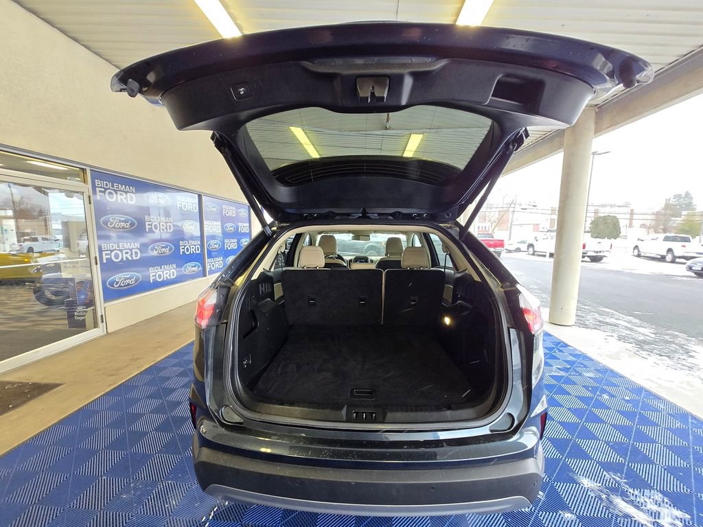 Used 2022 Ford Edge SEL w/ Convenience Package image 8