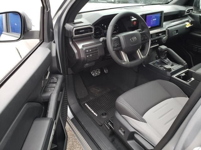 New 2025 Toyota Tacoma TRD Sport AWD/4WD image 31