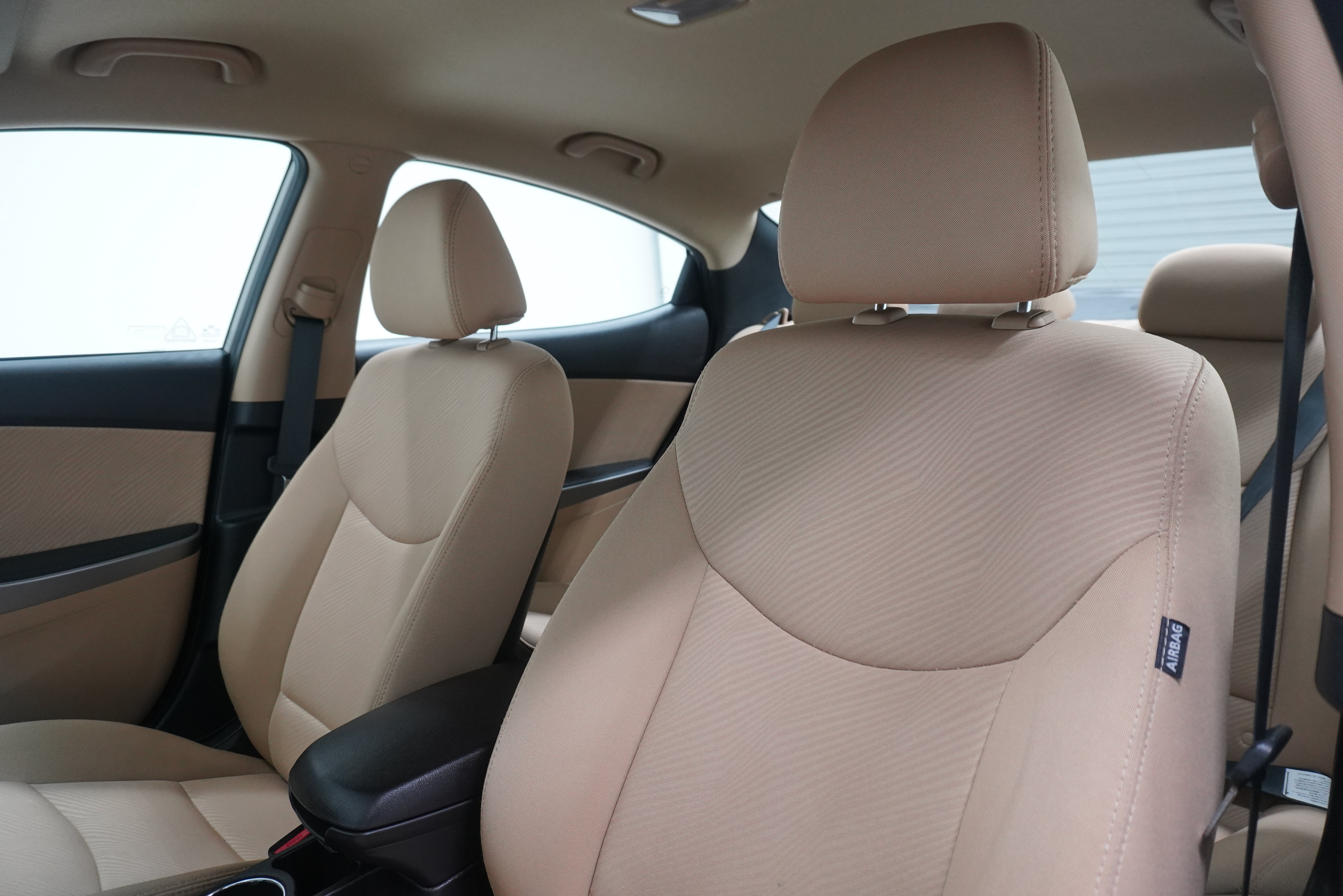 Used 2013 Hyundai Elantra GLS w/ Preferred Pkg FWD image 11