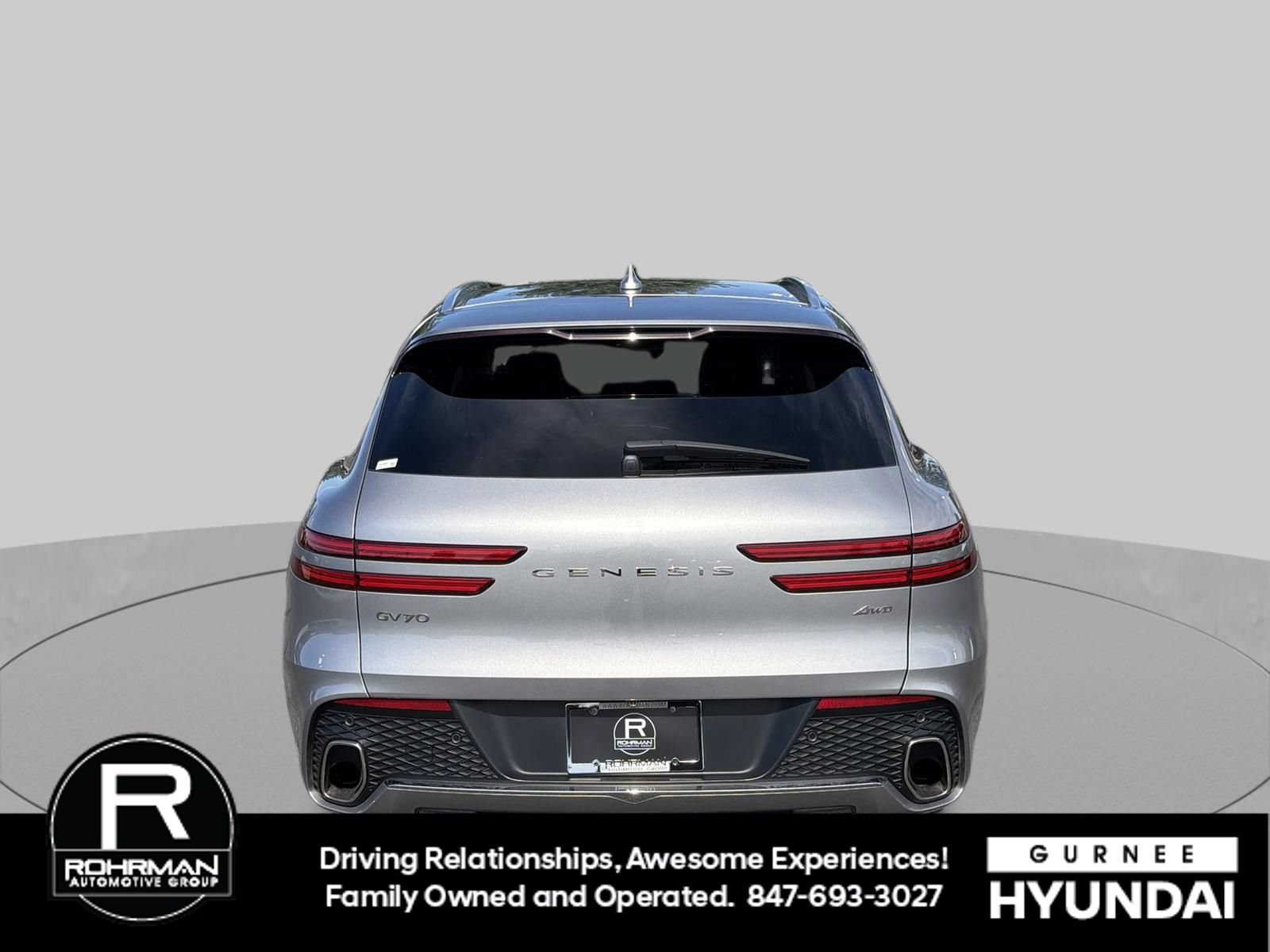 Used 2025 Genesis GV70 2.5T AWD/4WD image 8