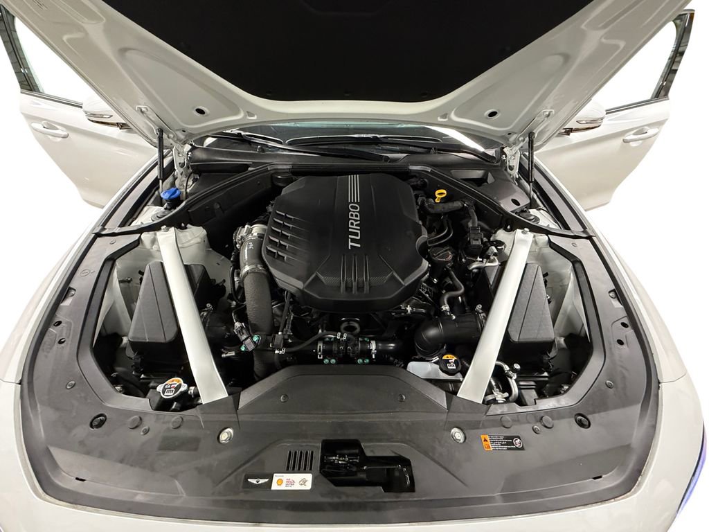 Used 2025 Genesis G70 3.3T Advanced image 17