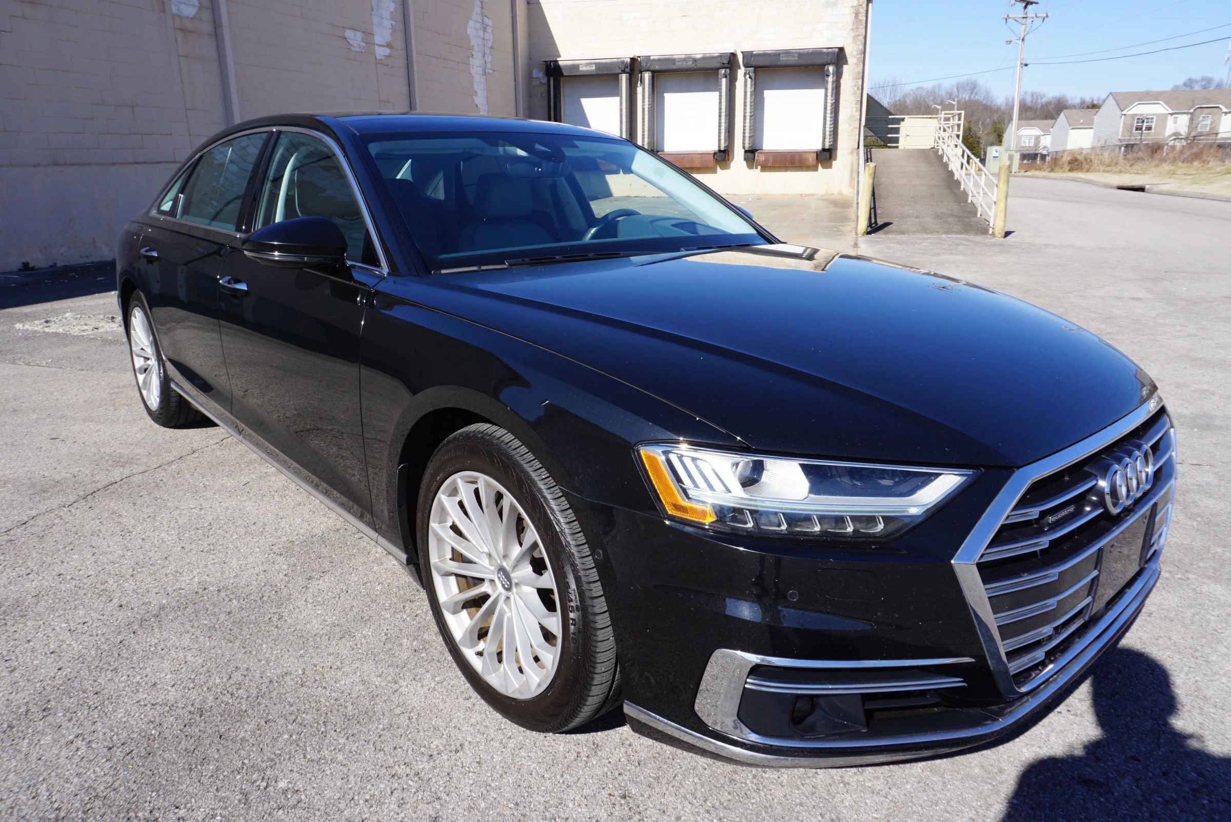 Used 2020 Audi A8 L 4.0T w/ Executive Package image 7