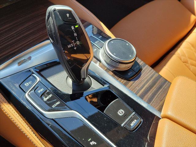 Used 2022 BMW 530i xDrive w/ M Sport Package AWD/4WD image 34