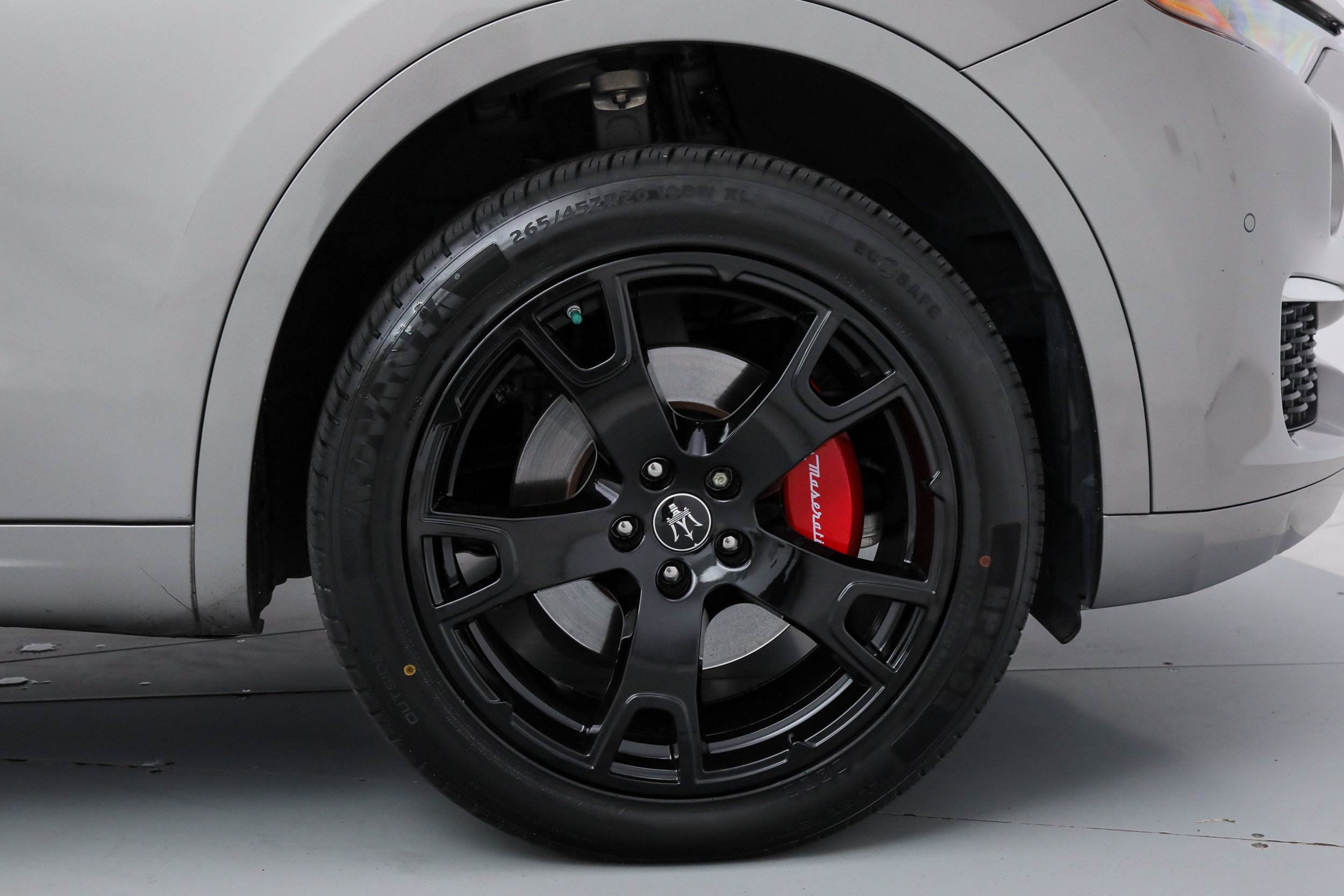 Certified 2022 Maserati Levante GT AWD/4WD image 22