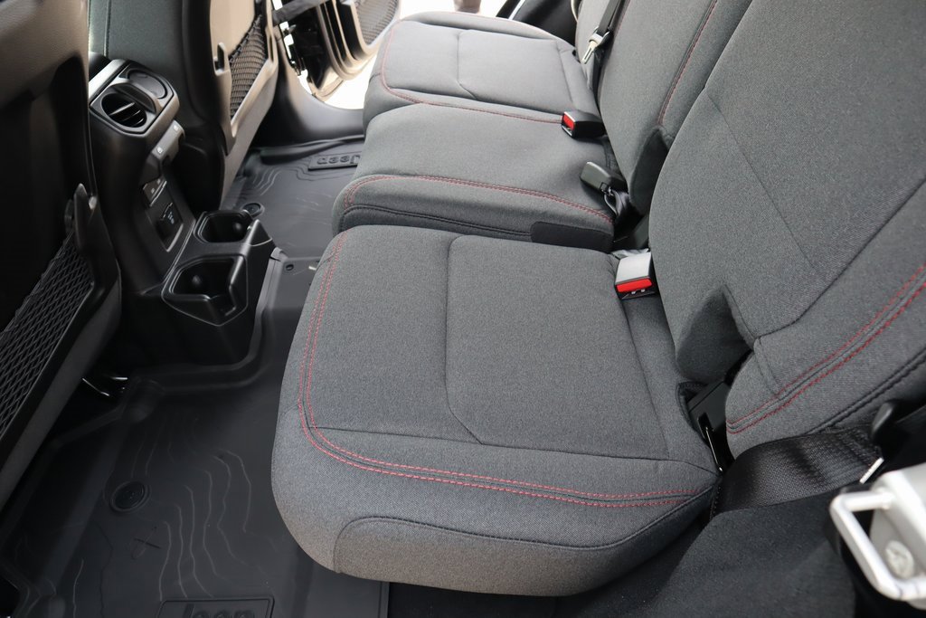 New 2025 Jeep Wrangler Unlimited Rubicon w/ Convenience Group image 12