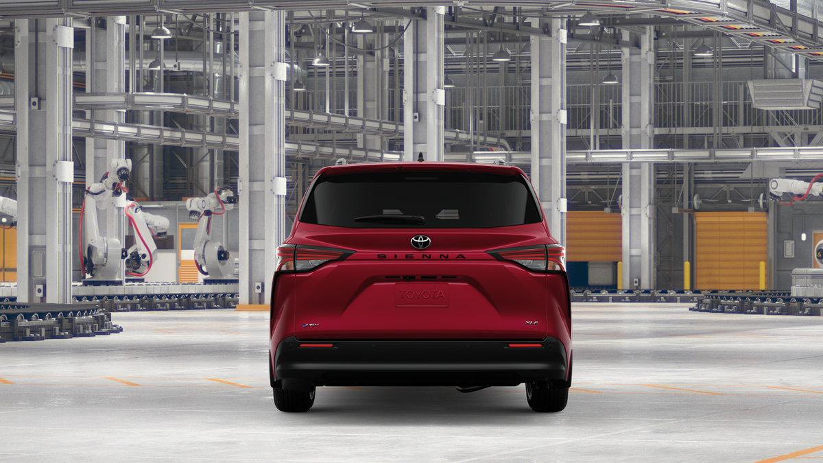 New 2026 Toyota Sienna XLE FWD image 10