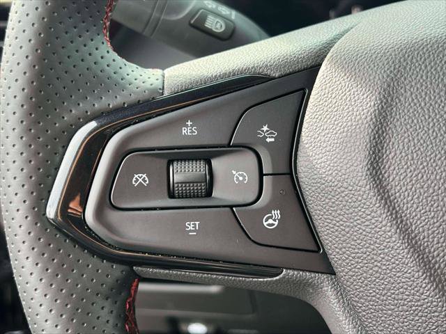 Used 2025 Chevrolet TrailBlazer RS w/ Driver Confidence Package image 20