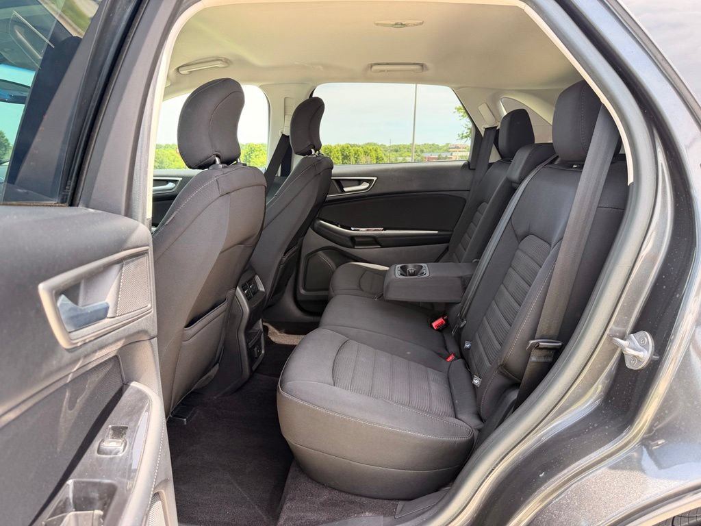 Used 2015 Ford Edge SEL FWD image 33