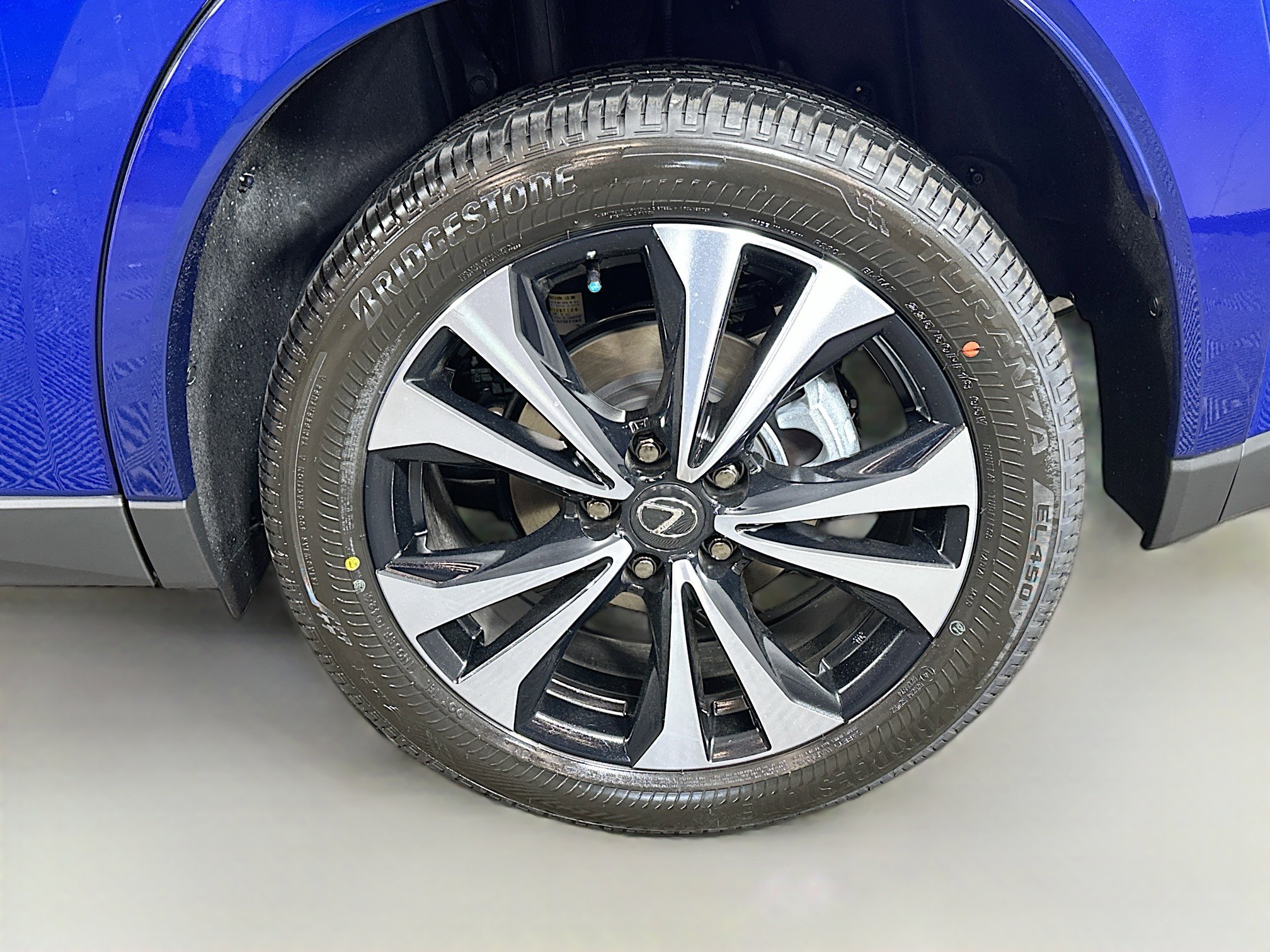 New 2026 Lexus UX 300h AWD w/ Accessory Package (2T) image 29
