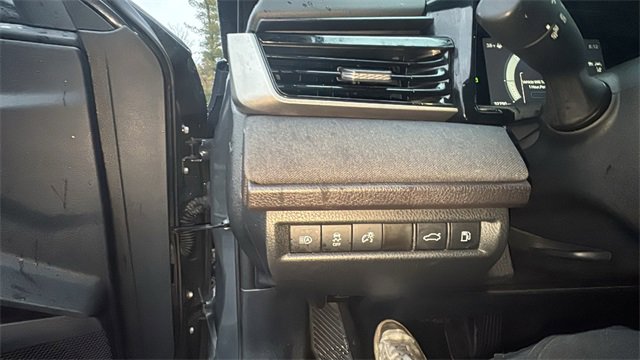 Used 2025 Toyota Camry LE image 14