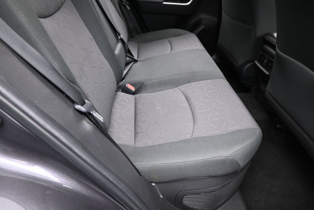 Used 2024 Toyota RAV4 XLE AWD/4WD image 35