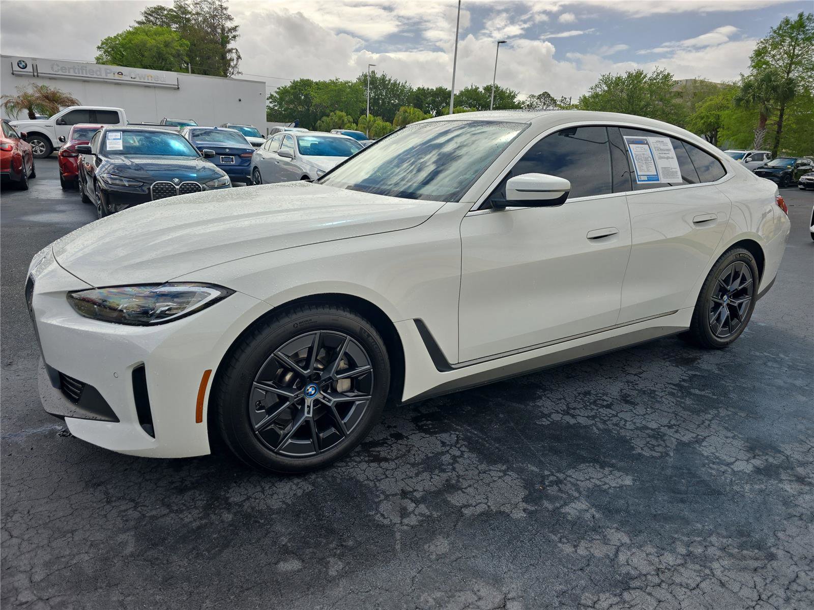 Used 2023 BMW i4 eDrive40 image 8