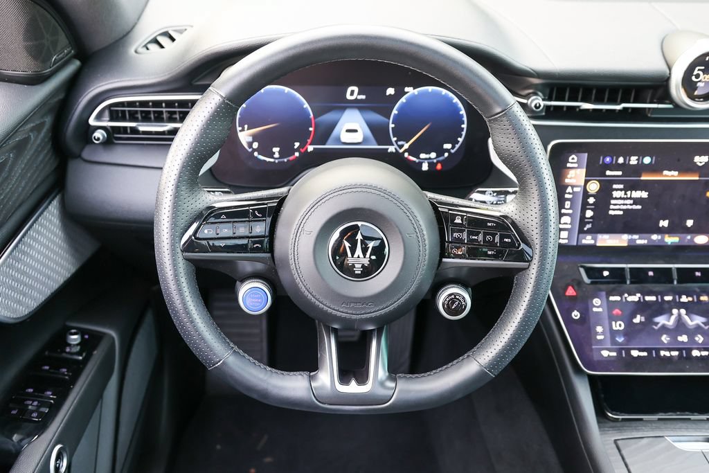 Used 2024 Maserati Grecale Modena AWD/4WD image 10