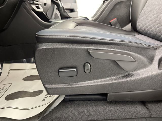 Used 2022 Chevrolet Colorado Z71 image 35