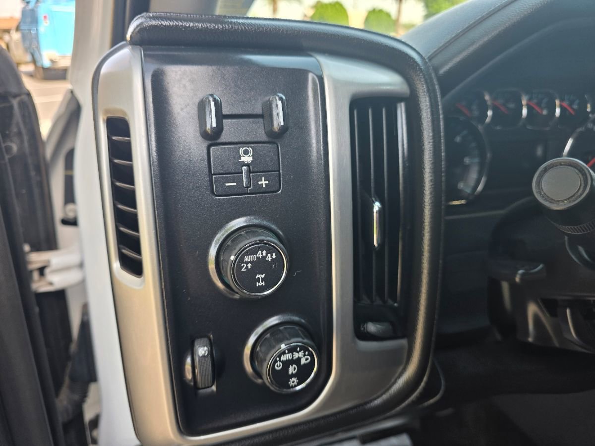 Used 2018 GMC Sierra 1500 SLT image 6