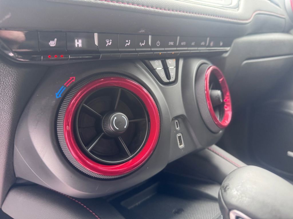 Used 2025 Chevrolet Blazer RS image 19