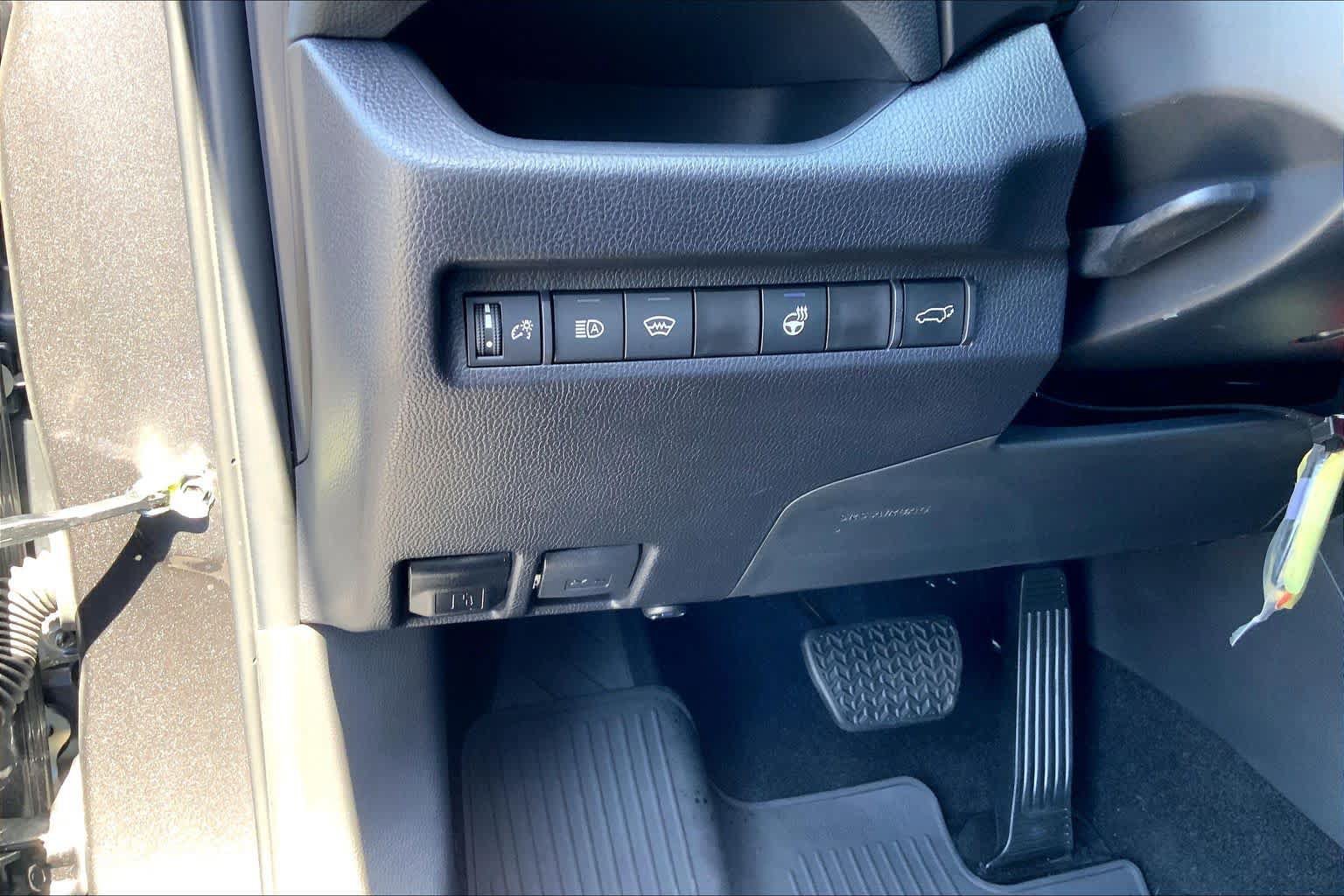 Certified 2025 Toyota RAV4 XLE Premium w/ Weather Package FWD image 34