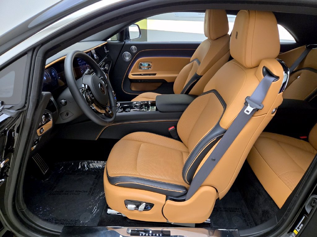 Used 2024 Rolls-Royce Spectre w/ Spectre Launch Package AWD/4WD image 13