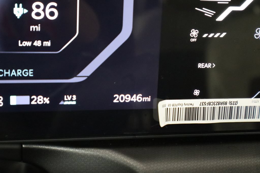 Used 2024 Kia EV9 GT-Line AWD/4WD image 39